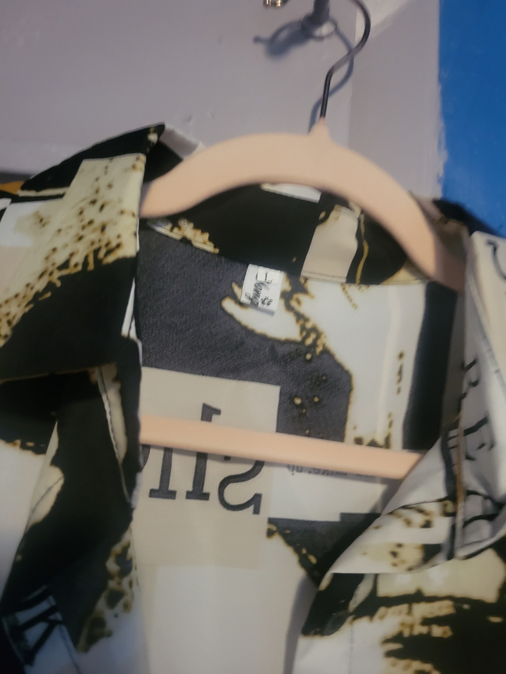 Graphic Print Button-Up Shirt in Black and Cream
